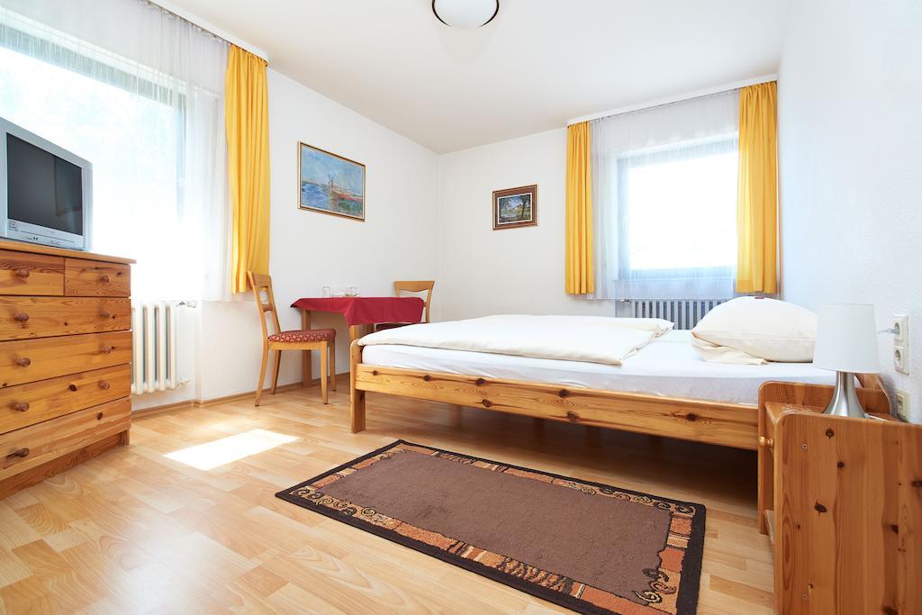 Gasthof Riedsee Щутгарт Стая снимка